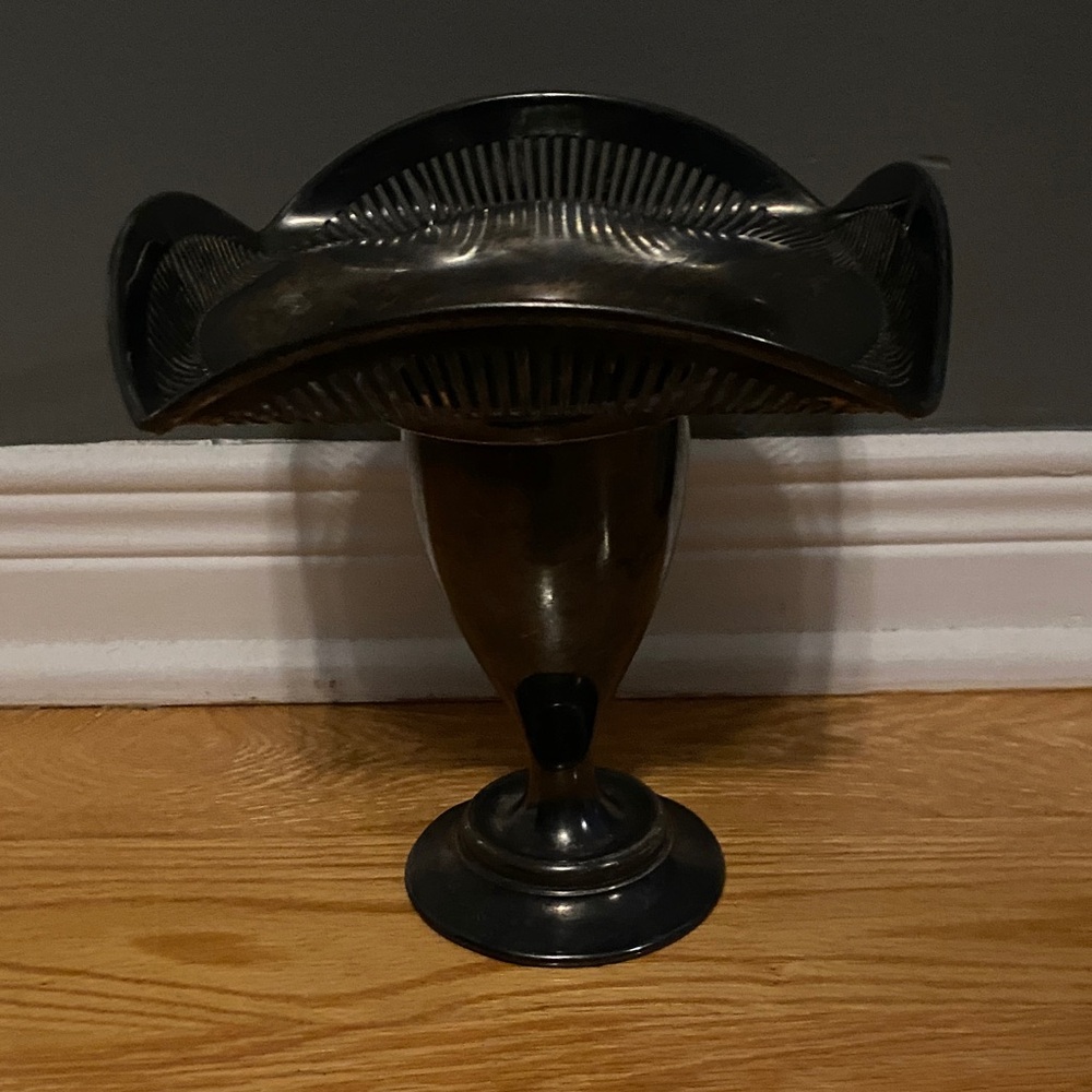 Vintage plated Metal Vase Monarch plate brand 32/75